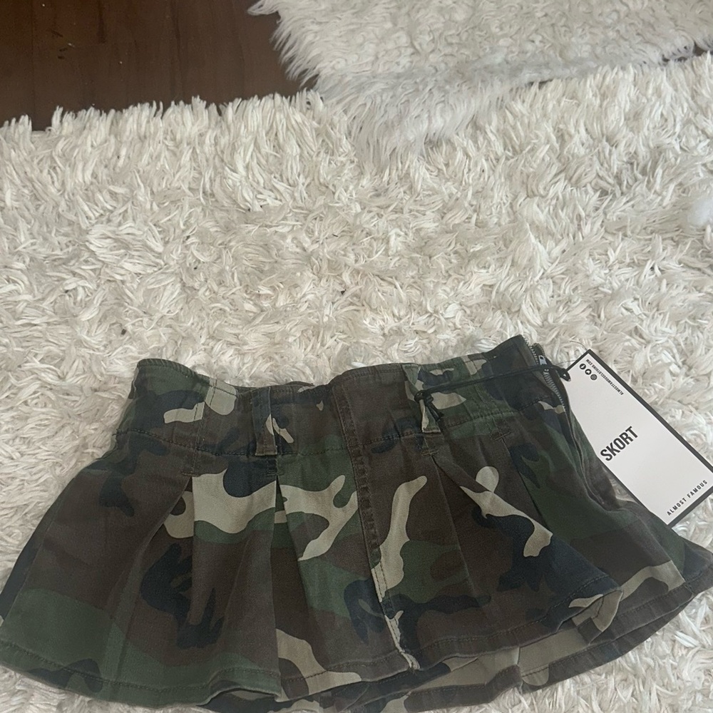Camouflage Pleated Skirt